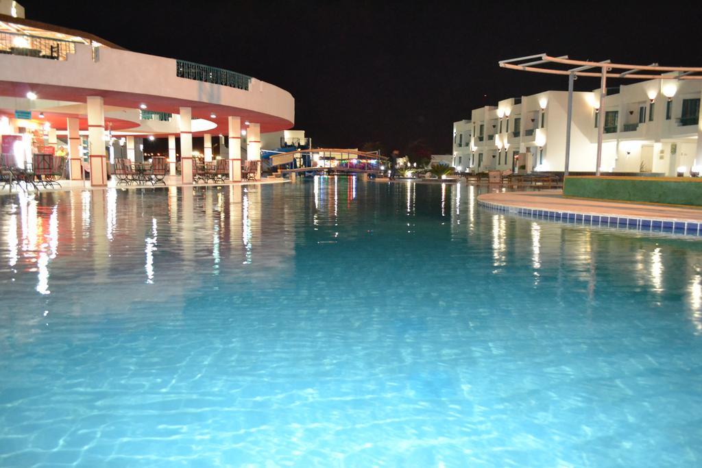 Sharm Holiday Resort Exterior foto